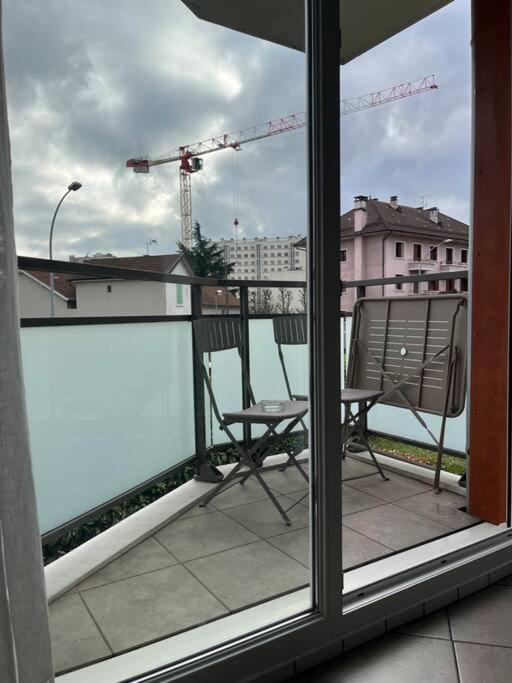 Appartement Joli T2 Dans Annecy Extérieur photo